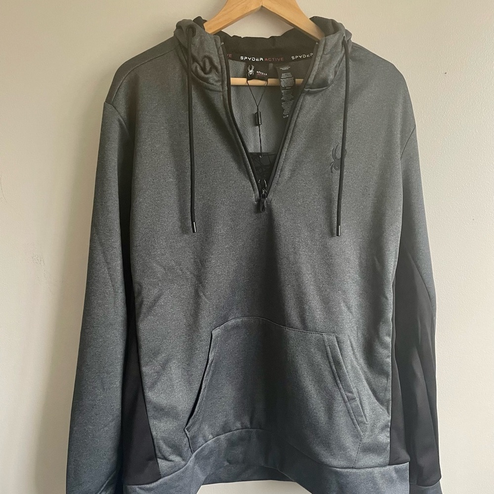 NWT Men’s Spyder XL zip up Hooded sweatshirt Dark Grey with black color block